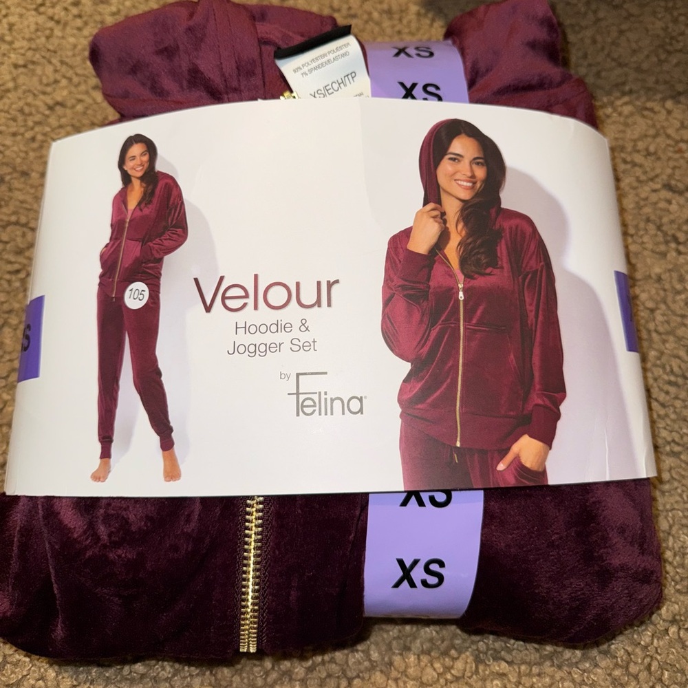 Felina Velour Hoodie & Jogger Set in Burgundy new